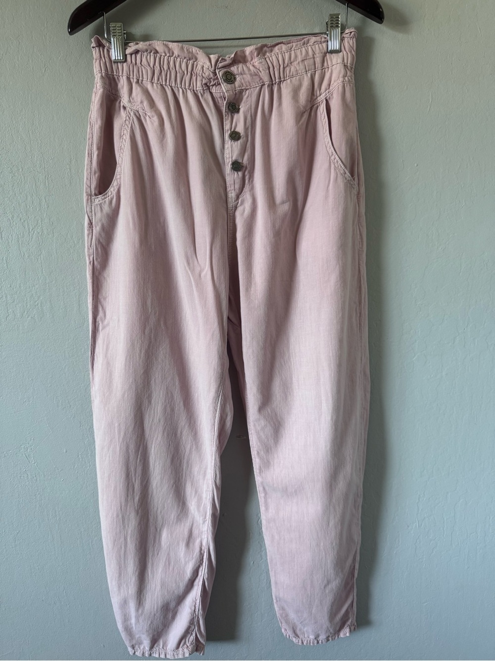 Zara Light Pink High Waisted Lightweight Pink Elastic Waist Button-Front Pants